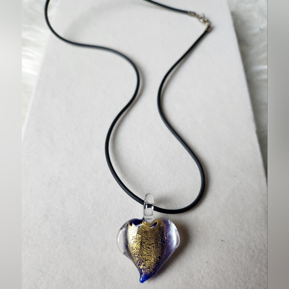 Elegant Gold and Blue Heart Pendant Necklace